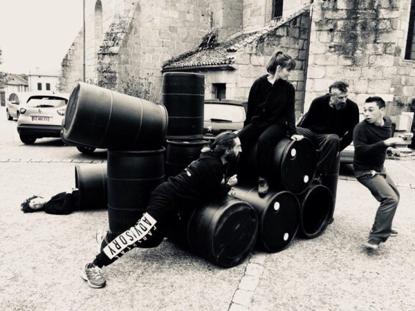 Artistes en résidence: la Baleine-Cargo